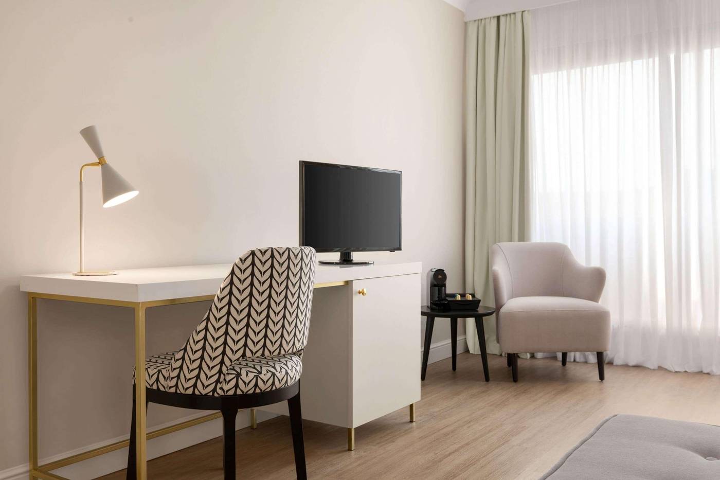 Hotel-Avenue-Louise-Brussels-Trademark-Collection-Room-6
