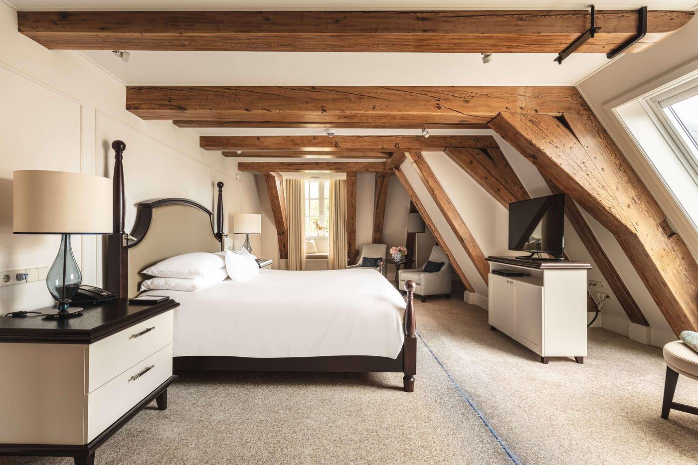 Waldorf-Astoria-Amsterdam-Room-11