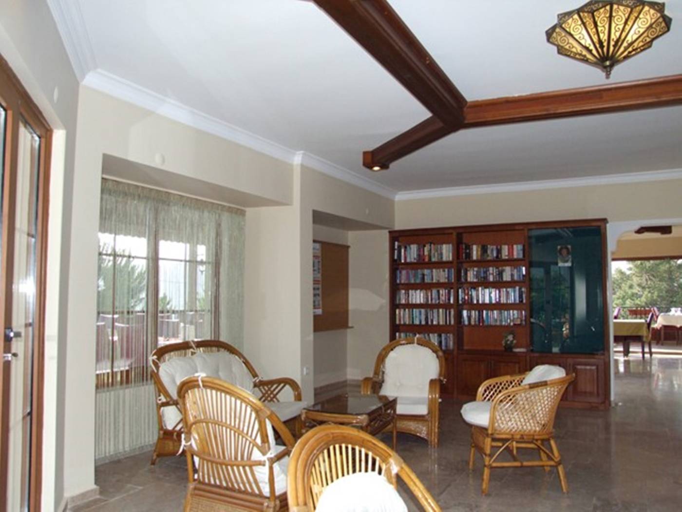 Hotel-Leytur-Lobby-26