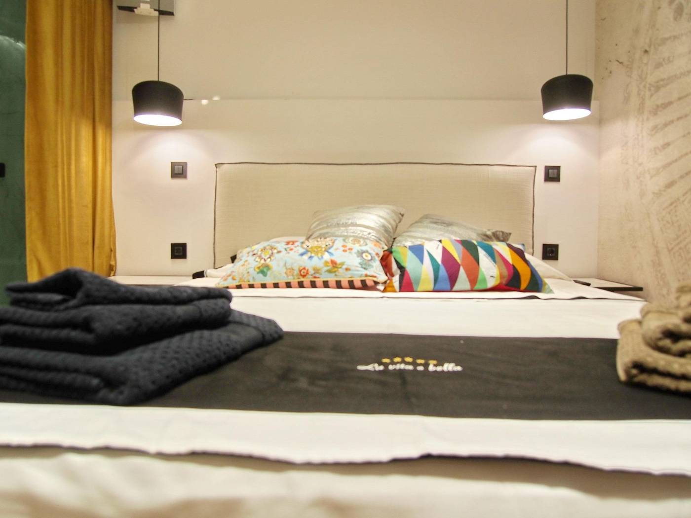 La-Vita-E-Bella-Ii-Room-19