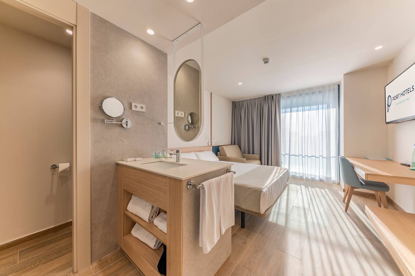 Port-Alicante--Playa-de-San-Juan-Room-16