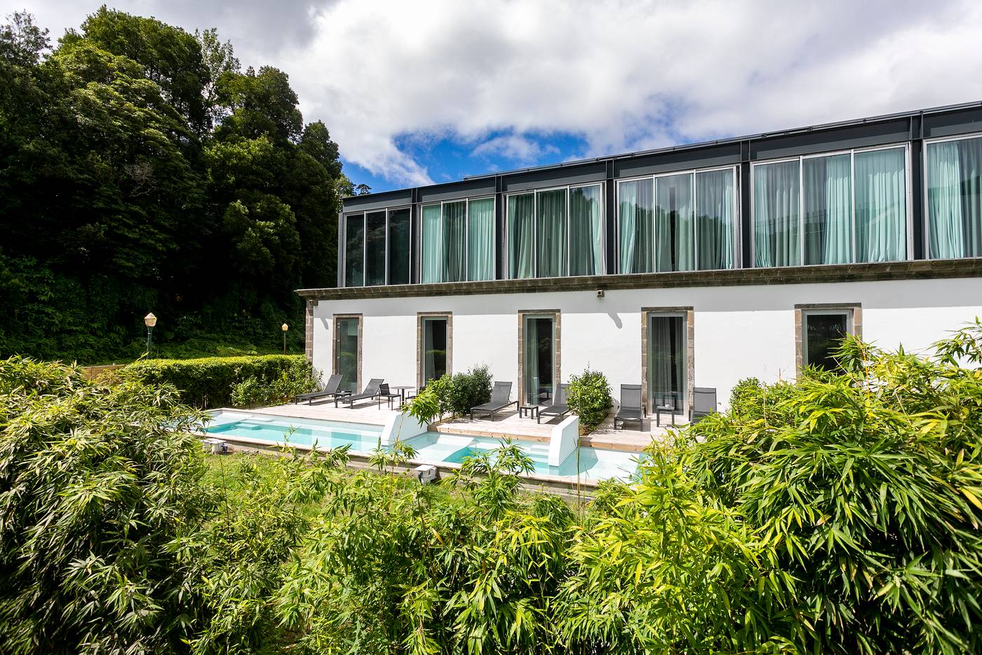 Furnas-Boutique-Hotel-Thermal---Spa-Terrace-1