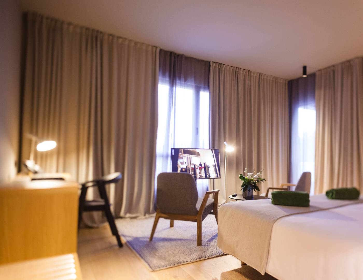 One-Suite-Hotel-Room-31