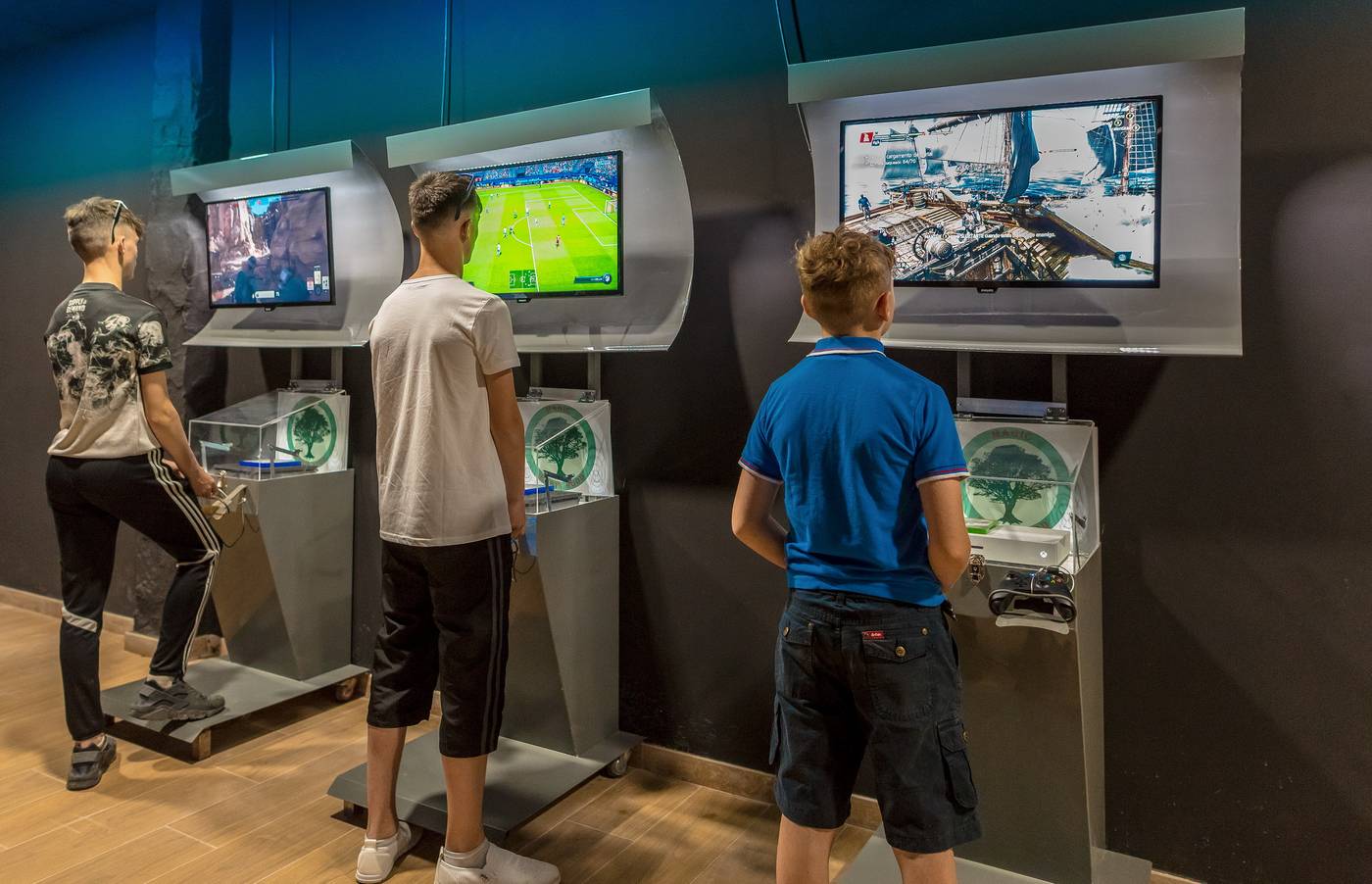 Magic-Robin-Hood-Sports-and-Entertainment-71