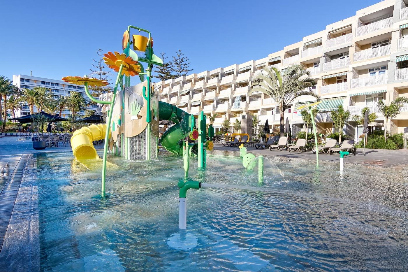 Jardin-del-Atlantico-Pool-1