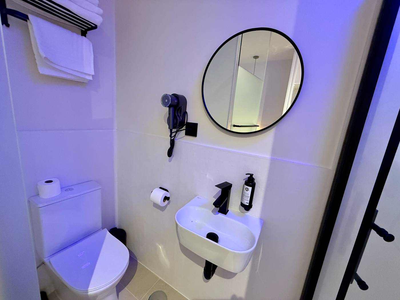 Mucho-Madrid-Room-54