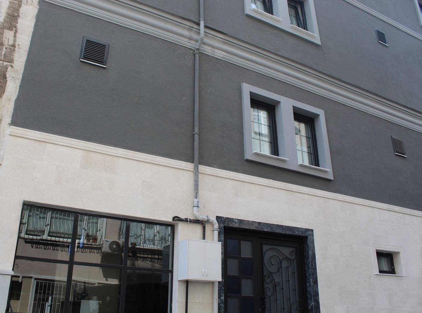 Good-Night-Hotel-General-view-36