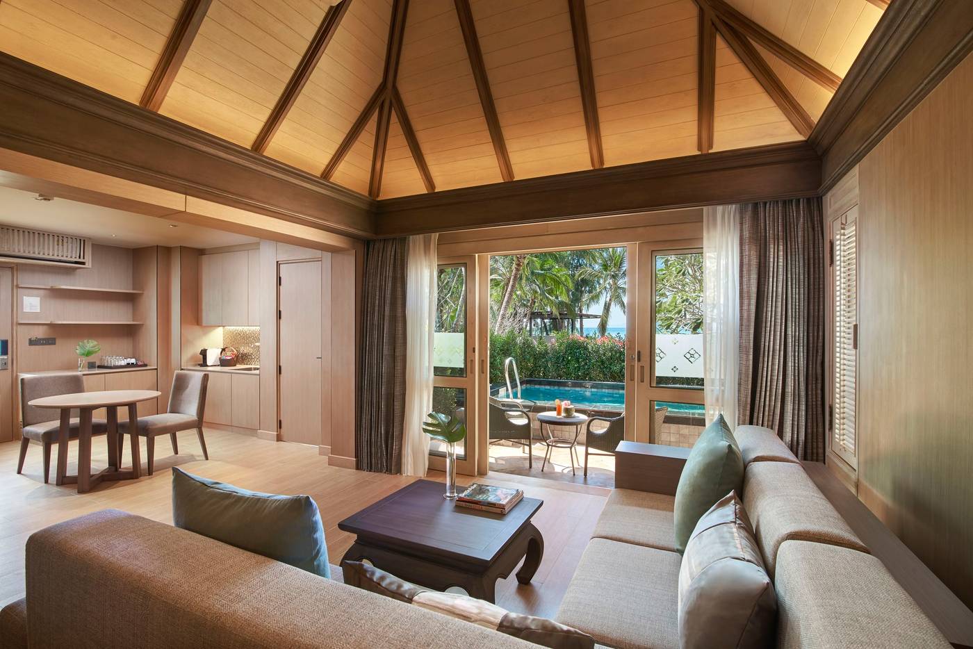 Amari-Vogue-Krabi-Room-30