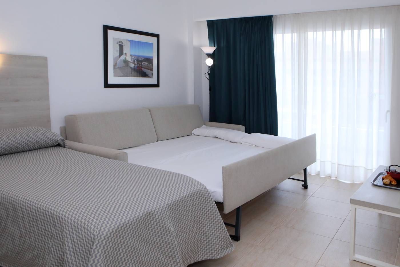 Pyr-Fuengirola-Room-14