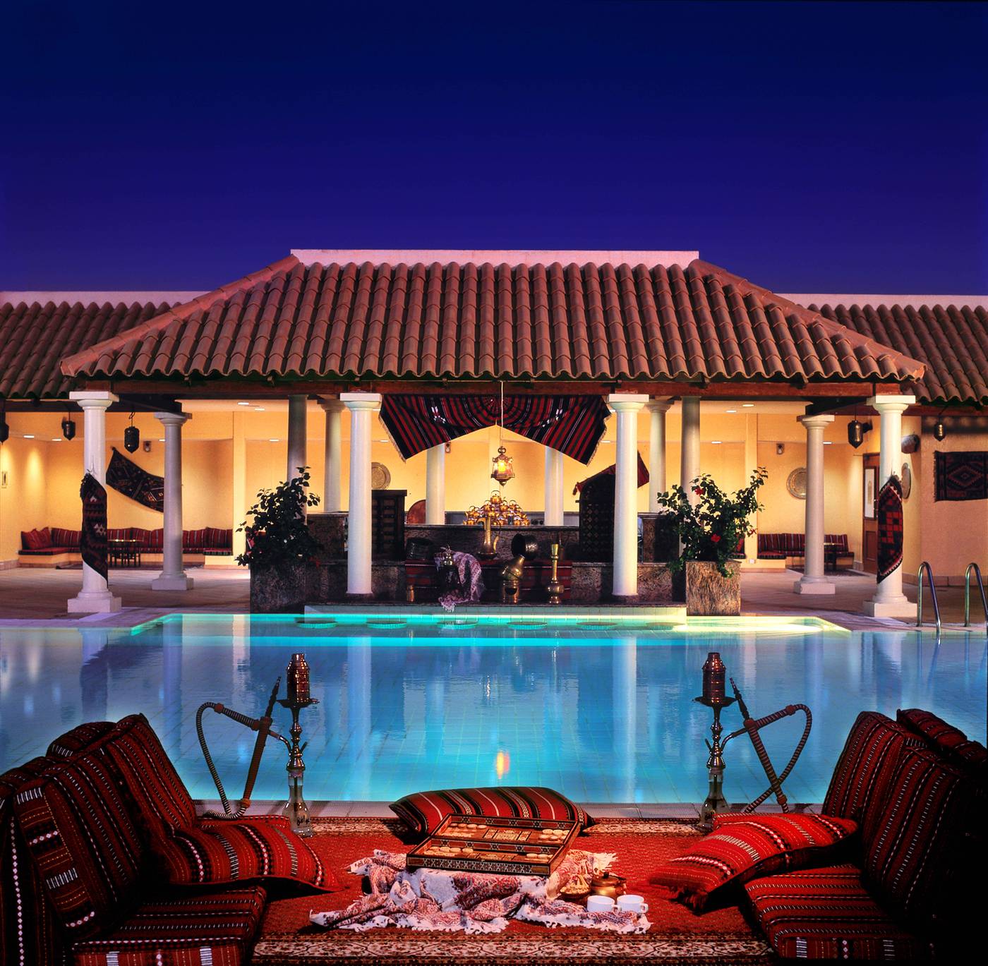 JW-Marriott-Hotel-Dubai-Pool-1