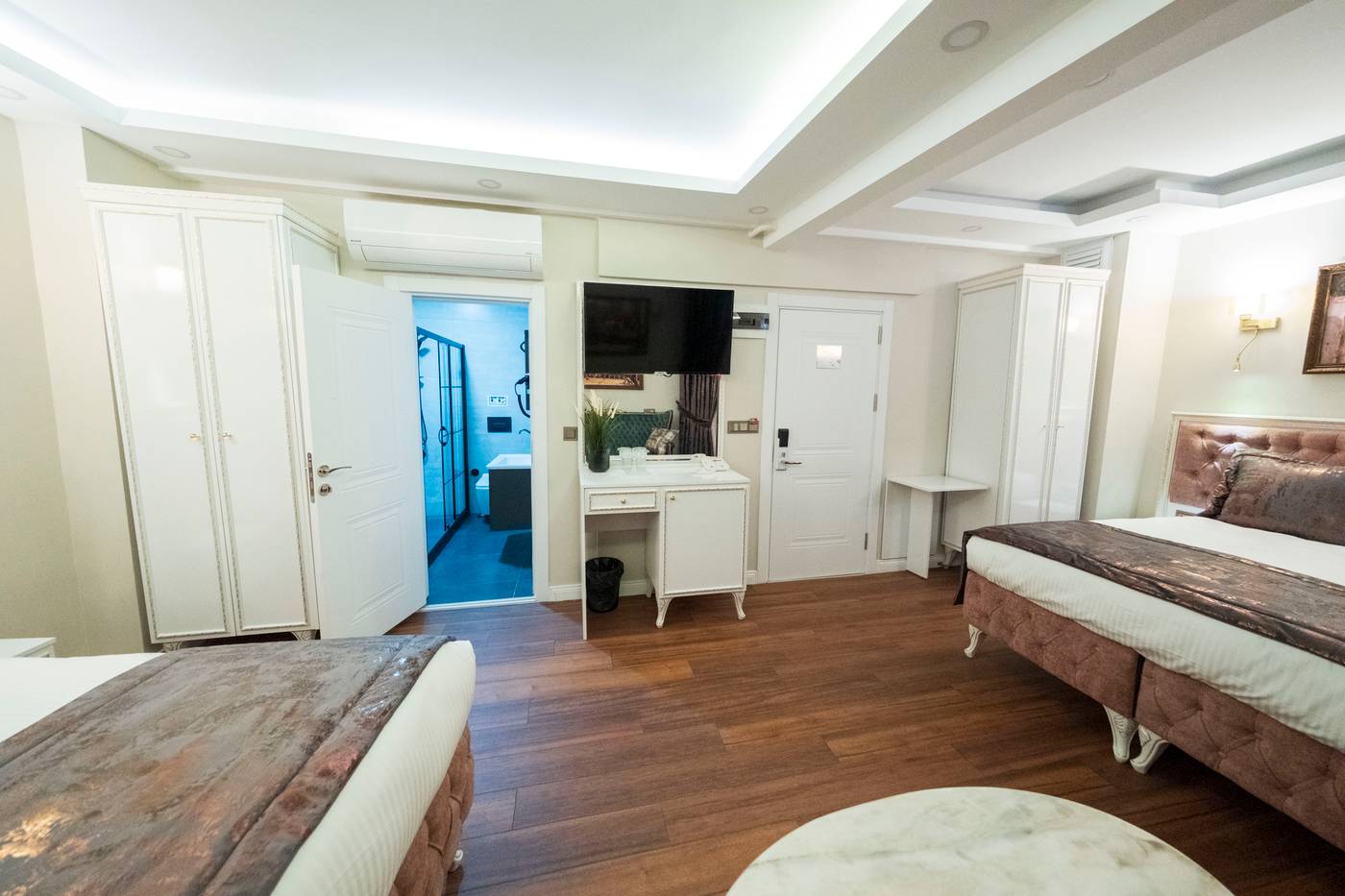 Solomon-s-Mansion-Hotel-Room-41