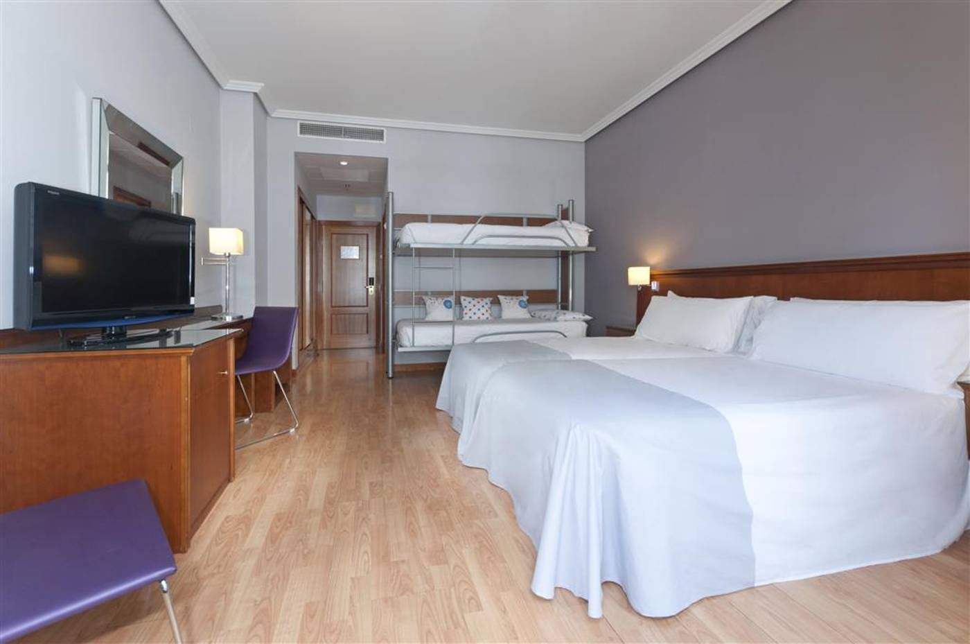 TRYP-Madrid-Cibeles-Hotel-Room-44