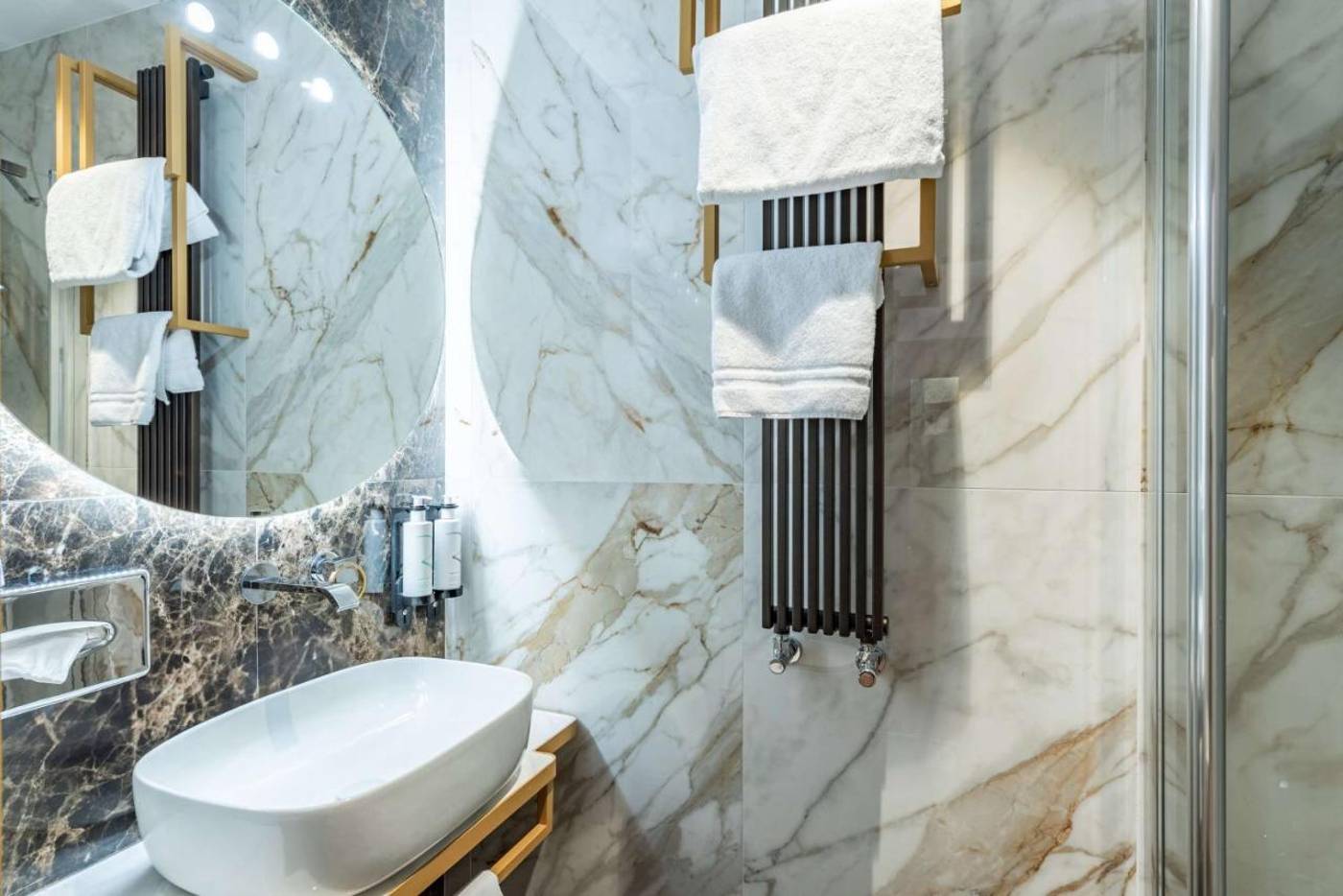 Hotel-Raffaello--Sure-Hotel-Collection-by-Best-Western-Room-33