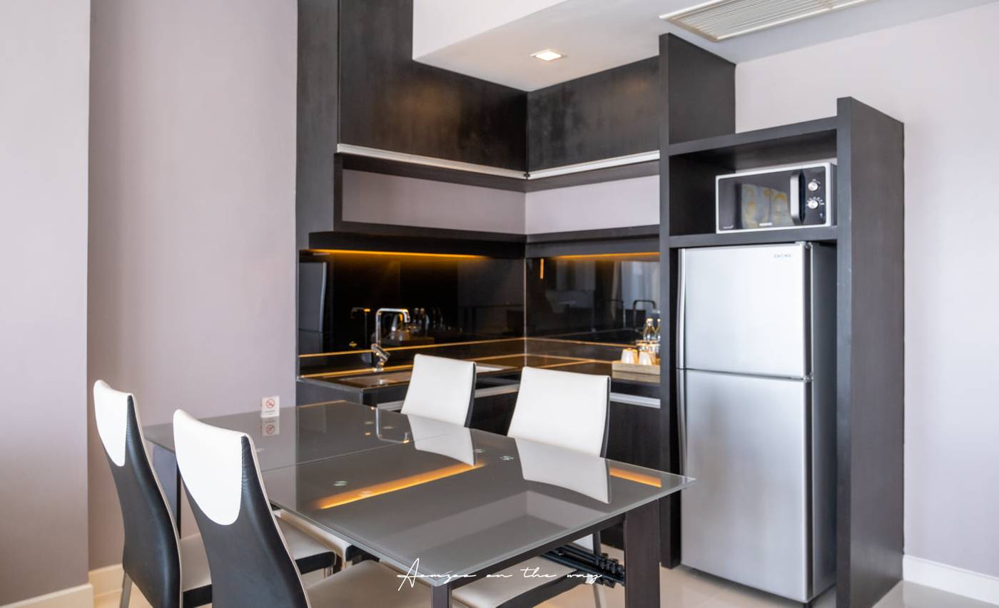 The-Charm-Resort-Phuket-Room-48