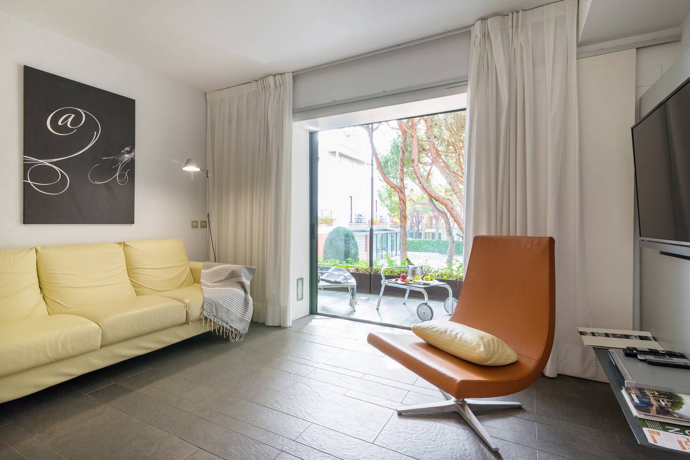 NM-suites-Hotel-Room-33