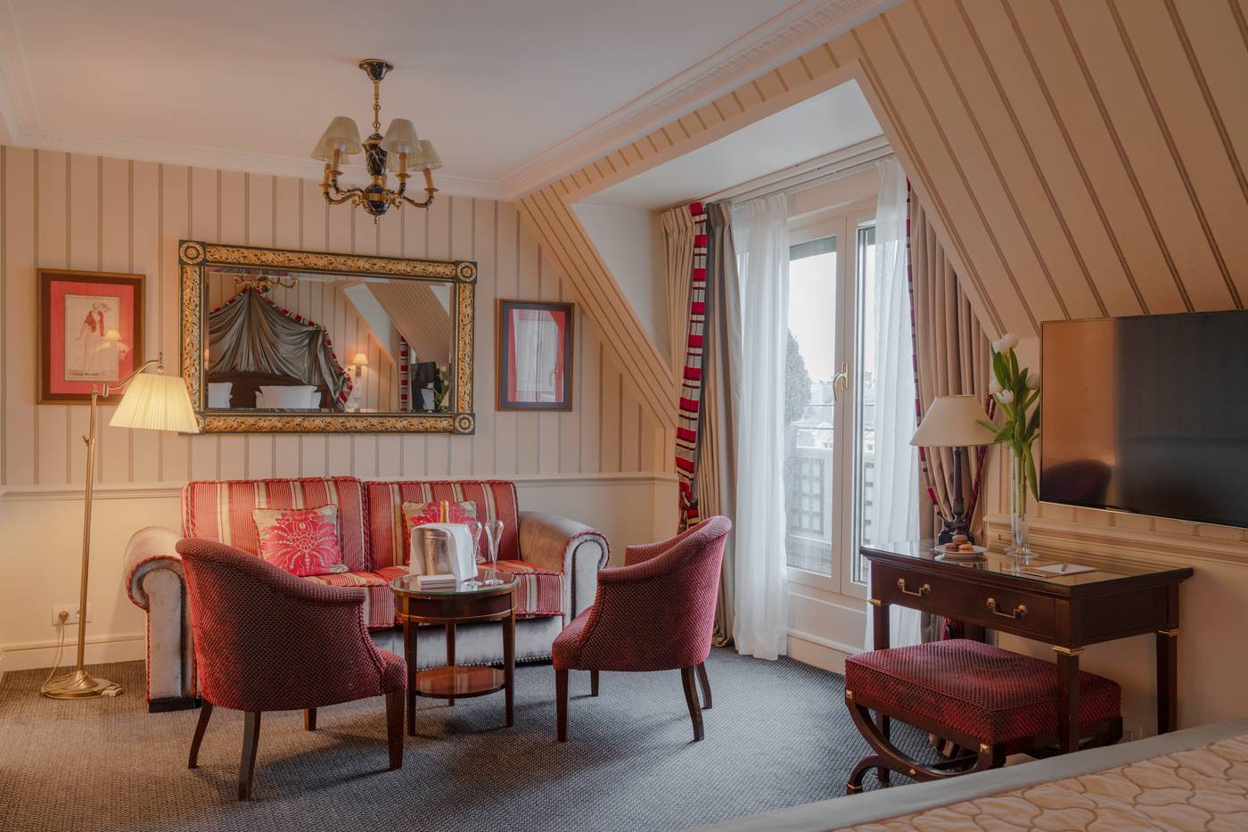 H----tel-Napol----on-Paris-Room-42