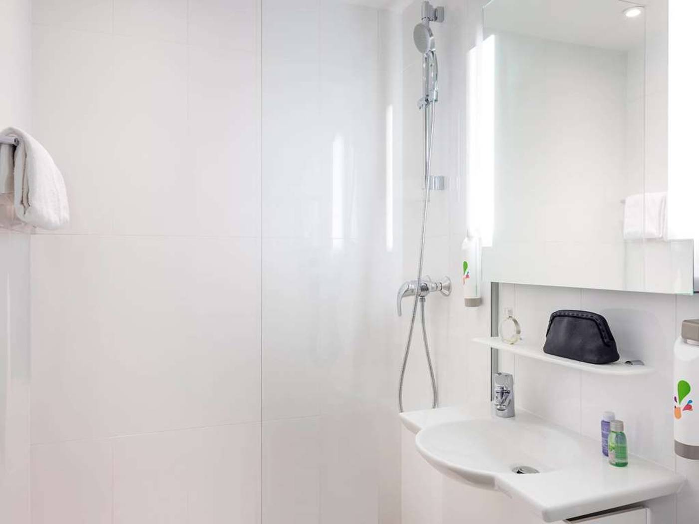 ibis-Styles-Paris-Alesia-Montparnasse-General-view-42