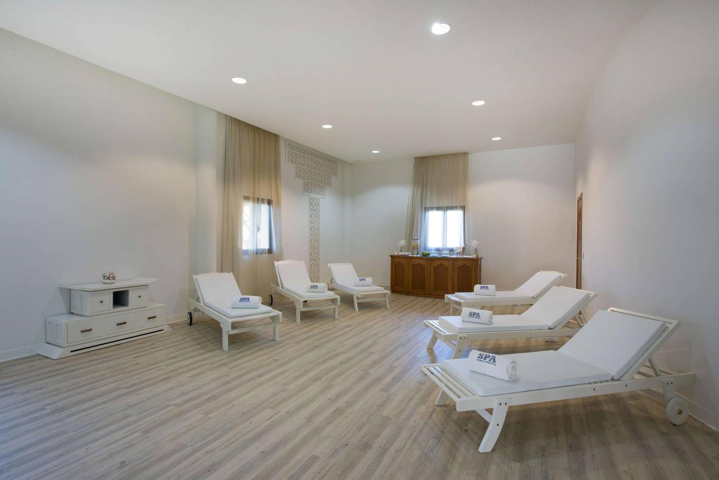 IBEROSTAR-Andalucia-Playa-Sports-and-Entertainment-60