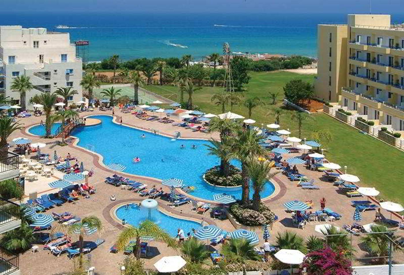 Tsokkos-Protaras-Beach-Hotel-Pool-7