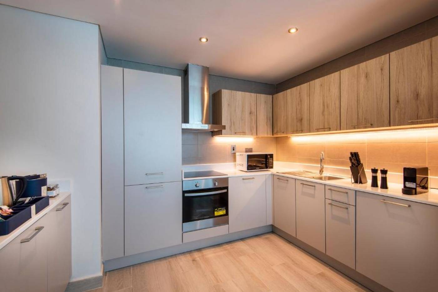 Centara-West-Bay-Hotel-and-Residences-Doha-Room-11