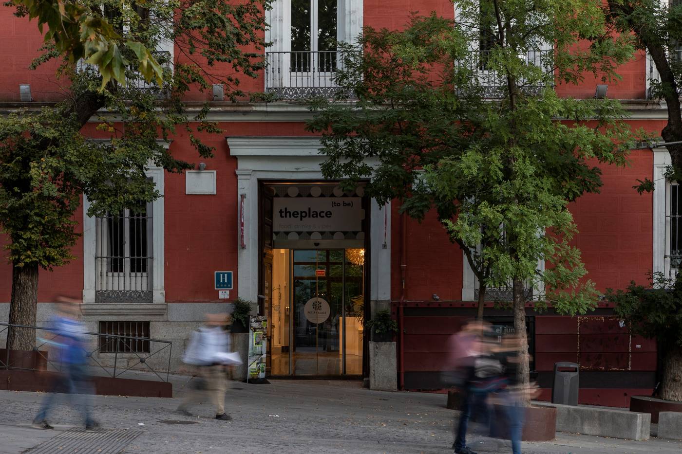 Petit-Palace-Santa-Barbara-General-view-61