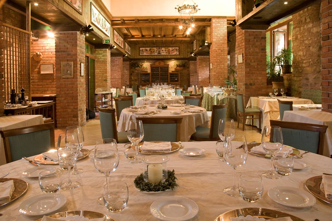 Relais-Abbazia-Santa-Anastasia-Restaurant-20