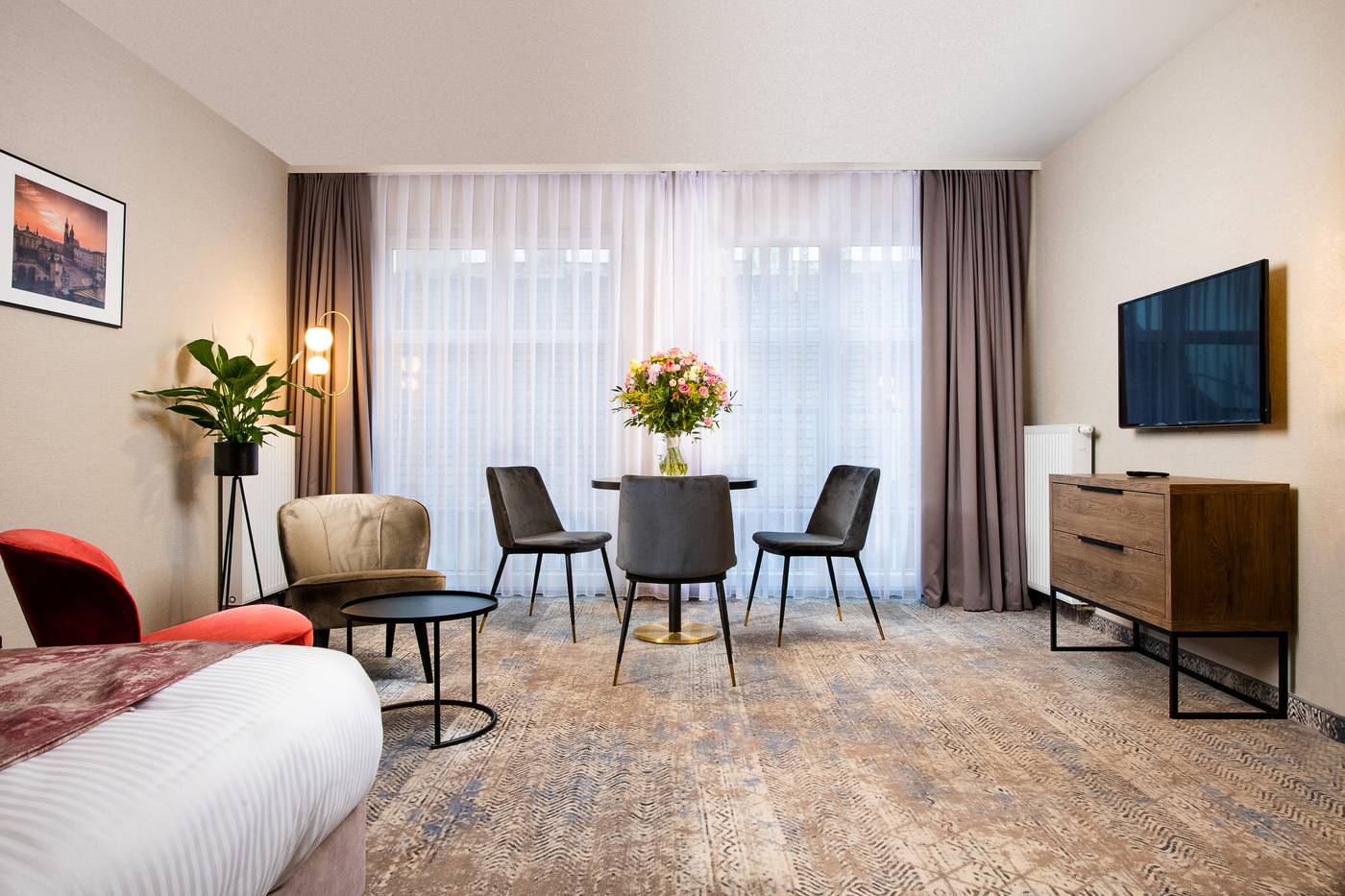 Mr67-Mayera-Rapaporta-Room-20