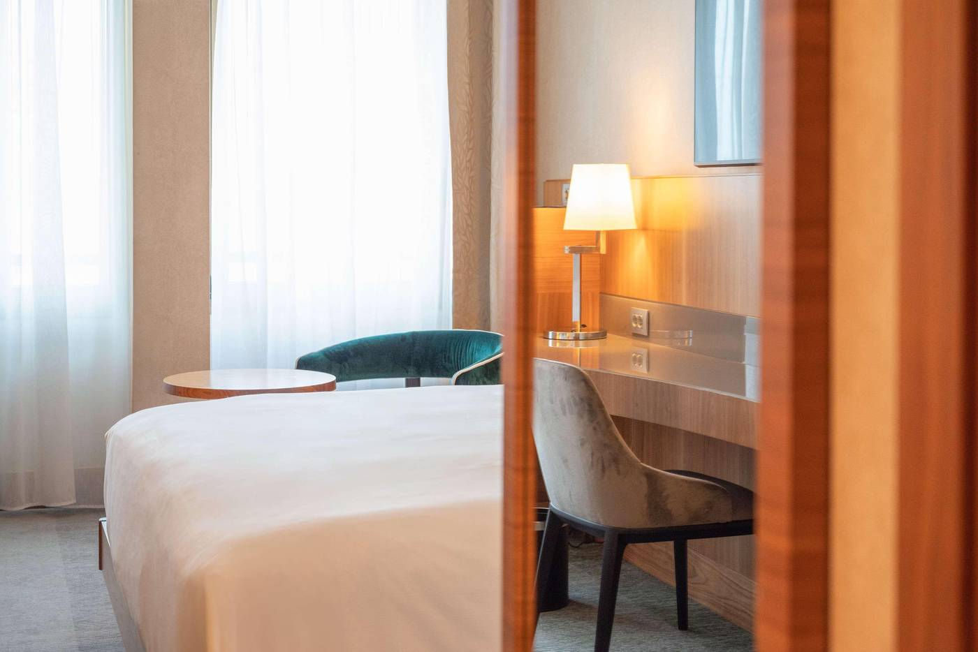 Hilton-Milan-Room-48