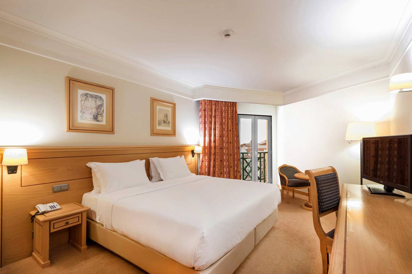 Real-Palacio-Room-15