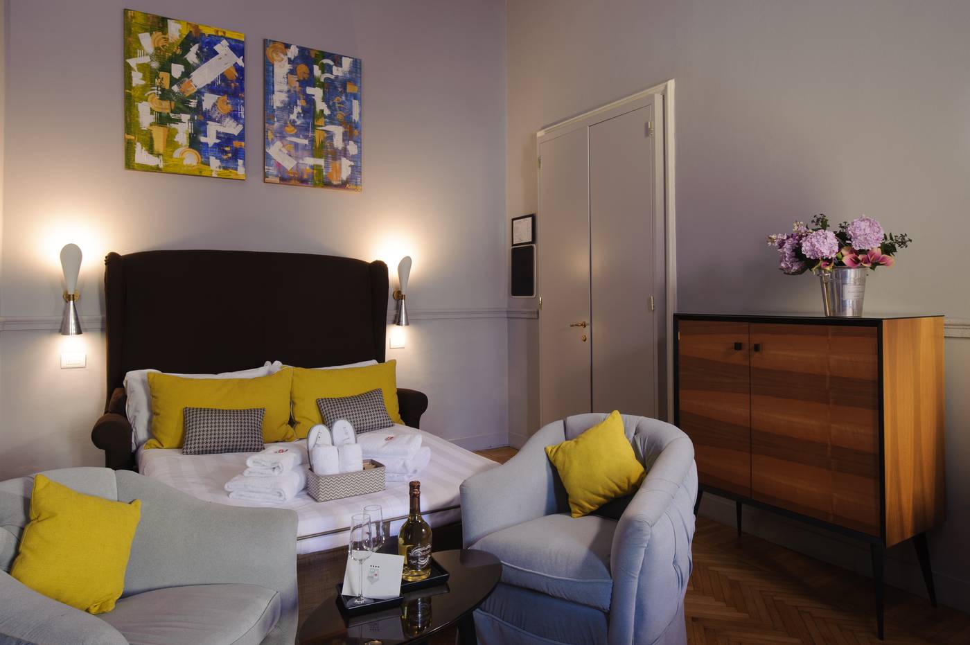 Hotel-Lungarno-Vespucci-50-Room-17