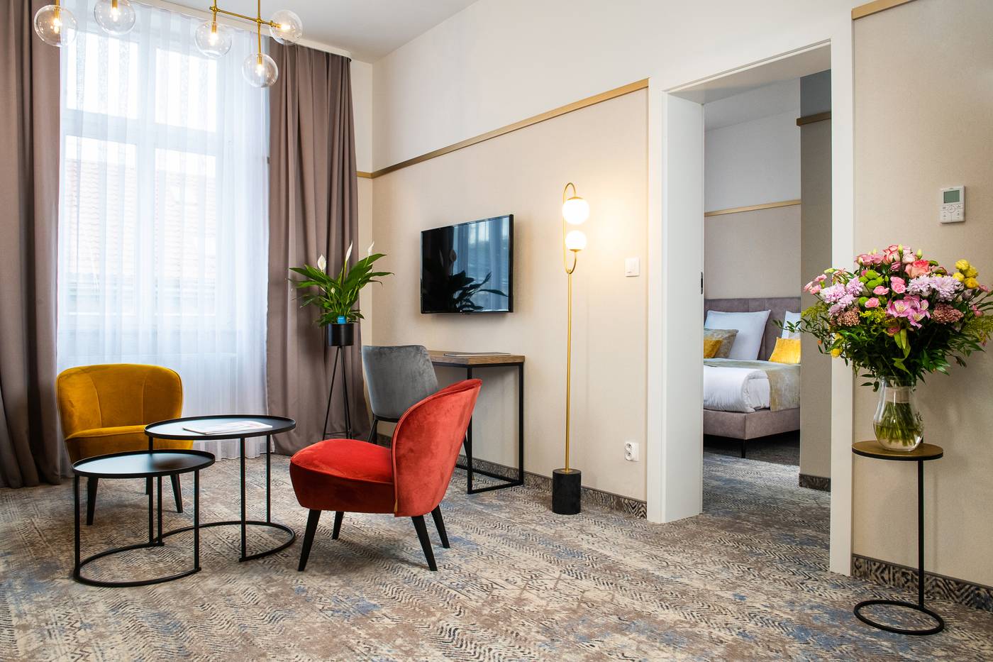 Mr67-Mayera-Rapaporta-Room-17