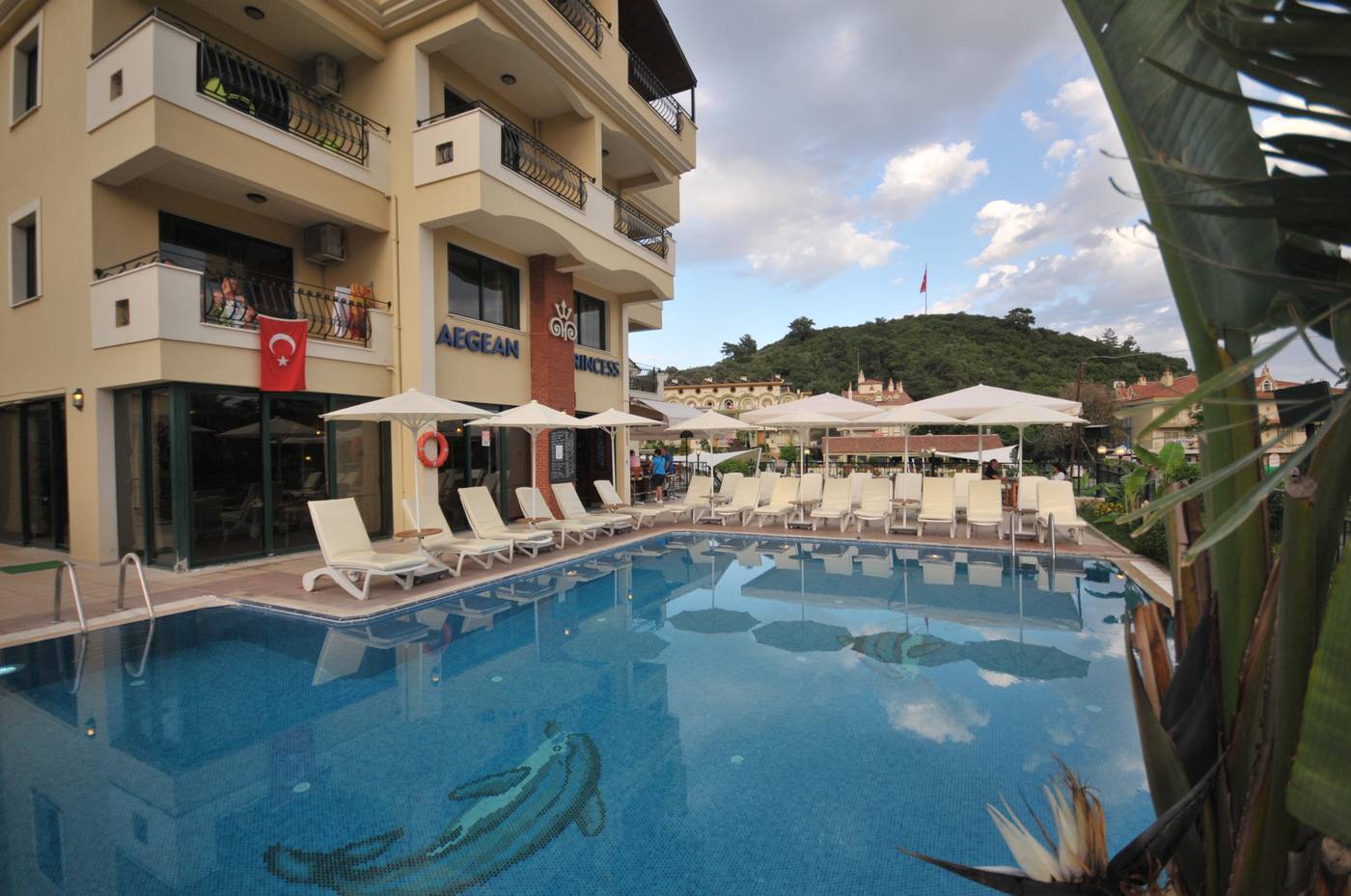 Aegean-Princess-Pool-15