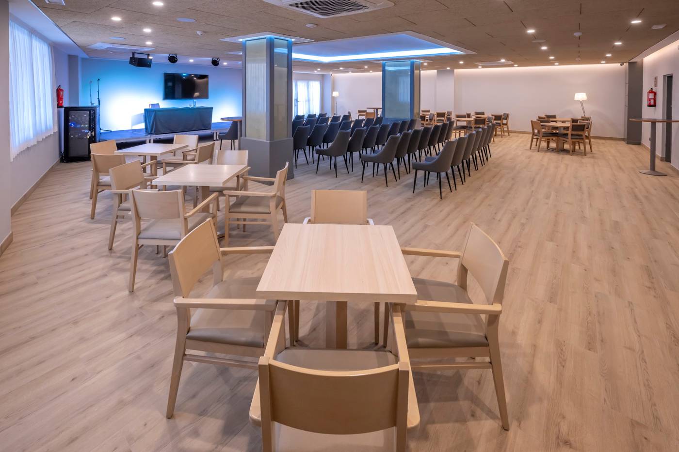 4R-Playa-Park-Conferences-52