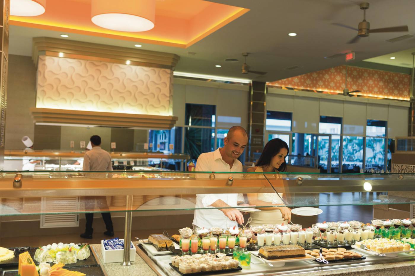 Riu-Playacar-All-Inclusive-Restaurant-39