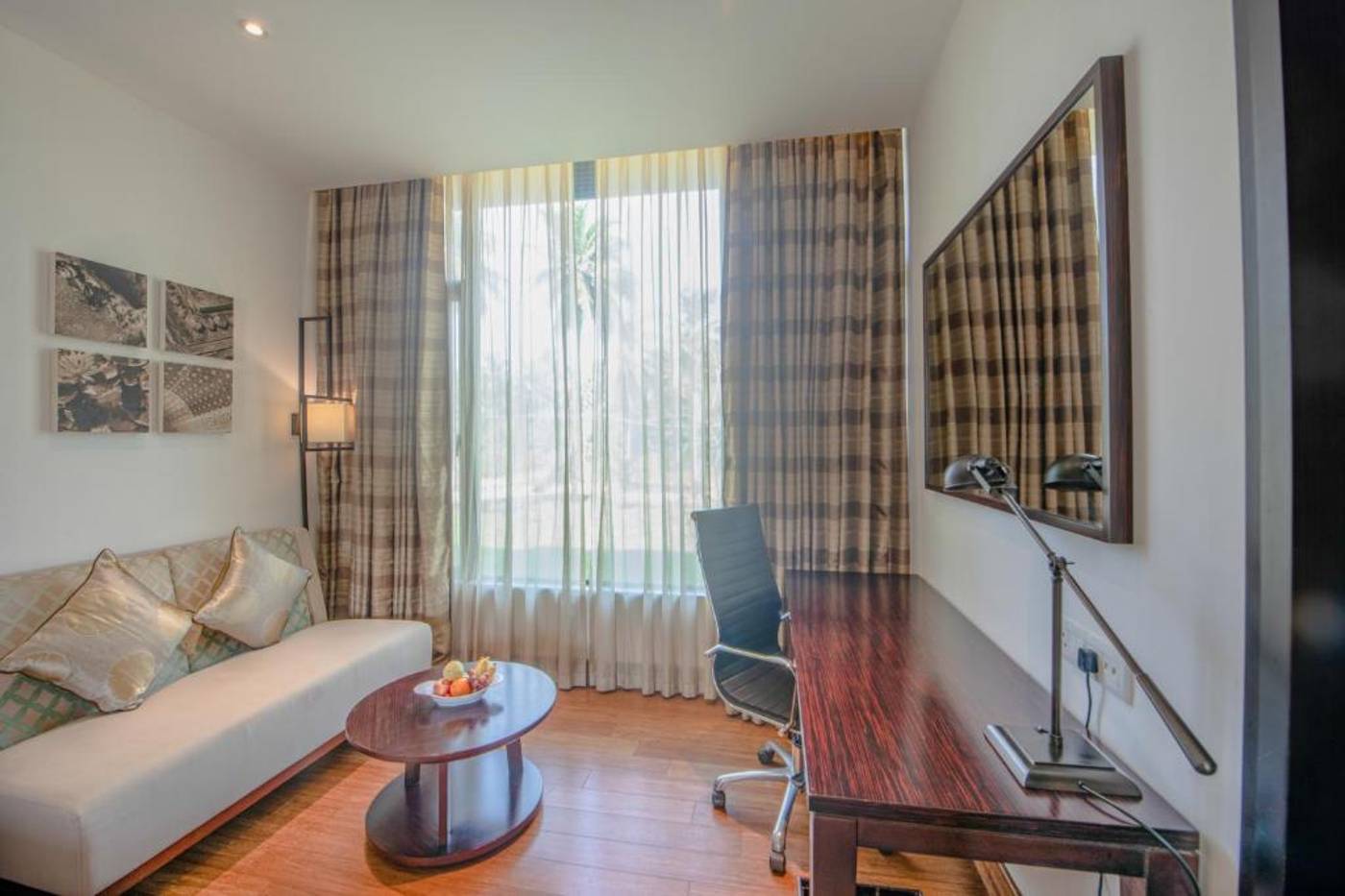 Vivanta-Colombo-Airport-Garden-Room-29