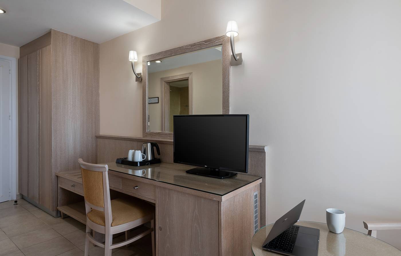 Magda-Hotel-Room-28