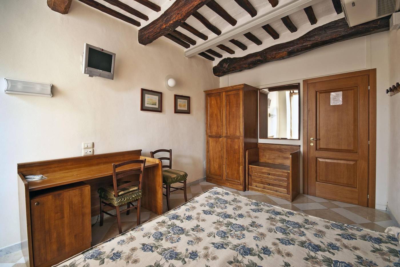 Al Mercato B&B-Italy-SIENA-Room-6
