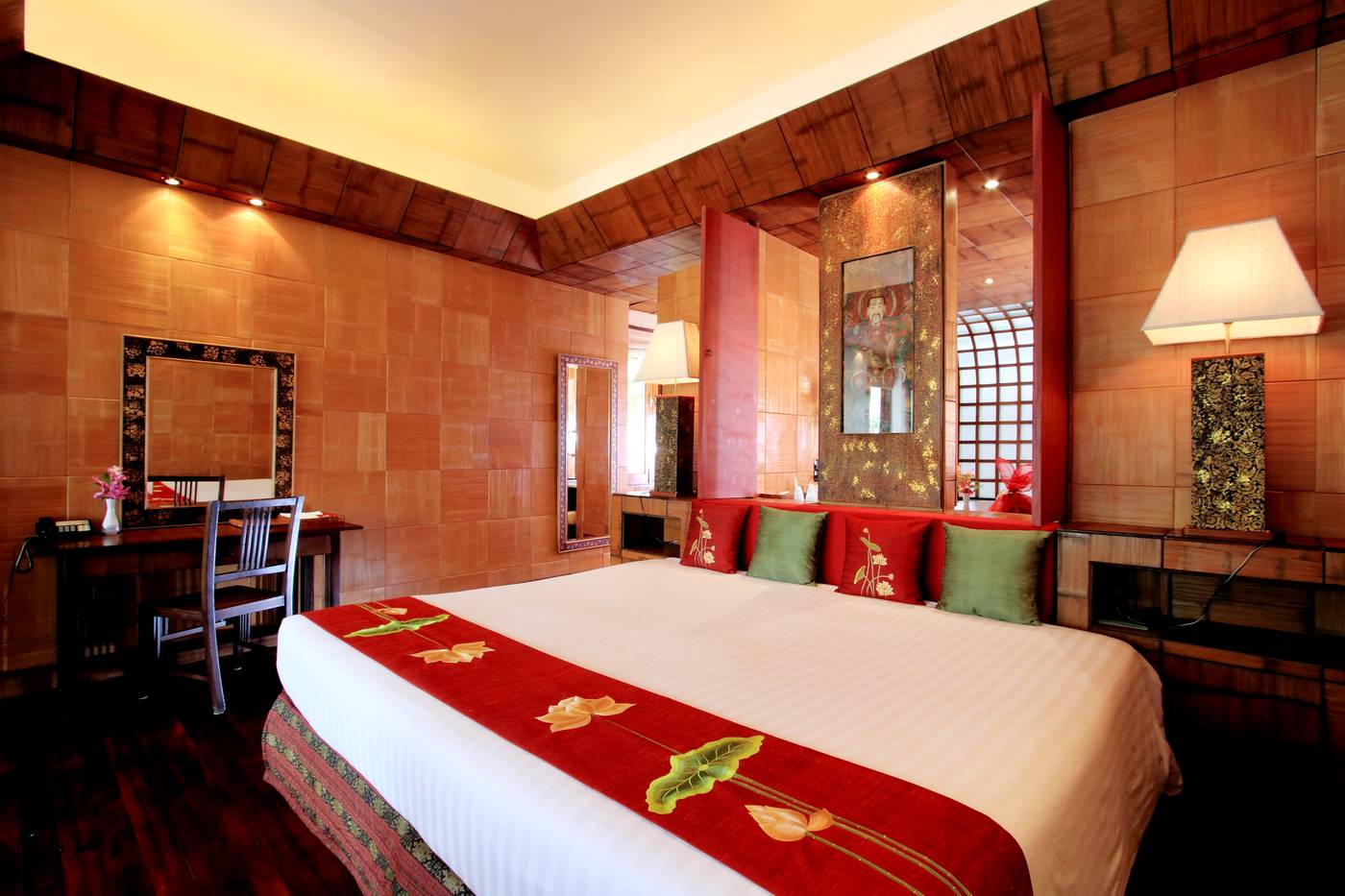 Mom-Tri-S-Villa-Royale-Room-27