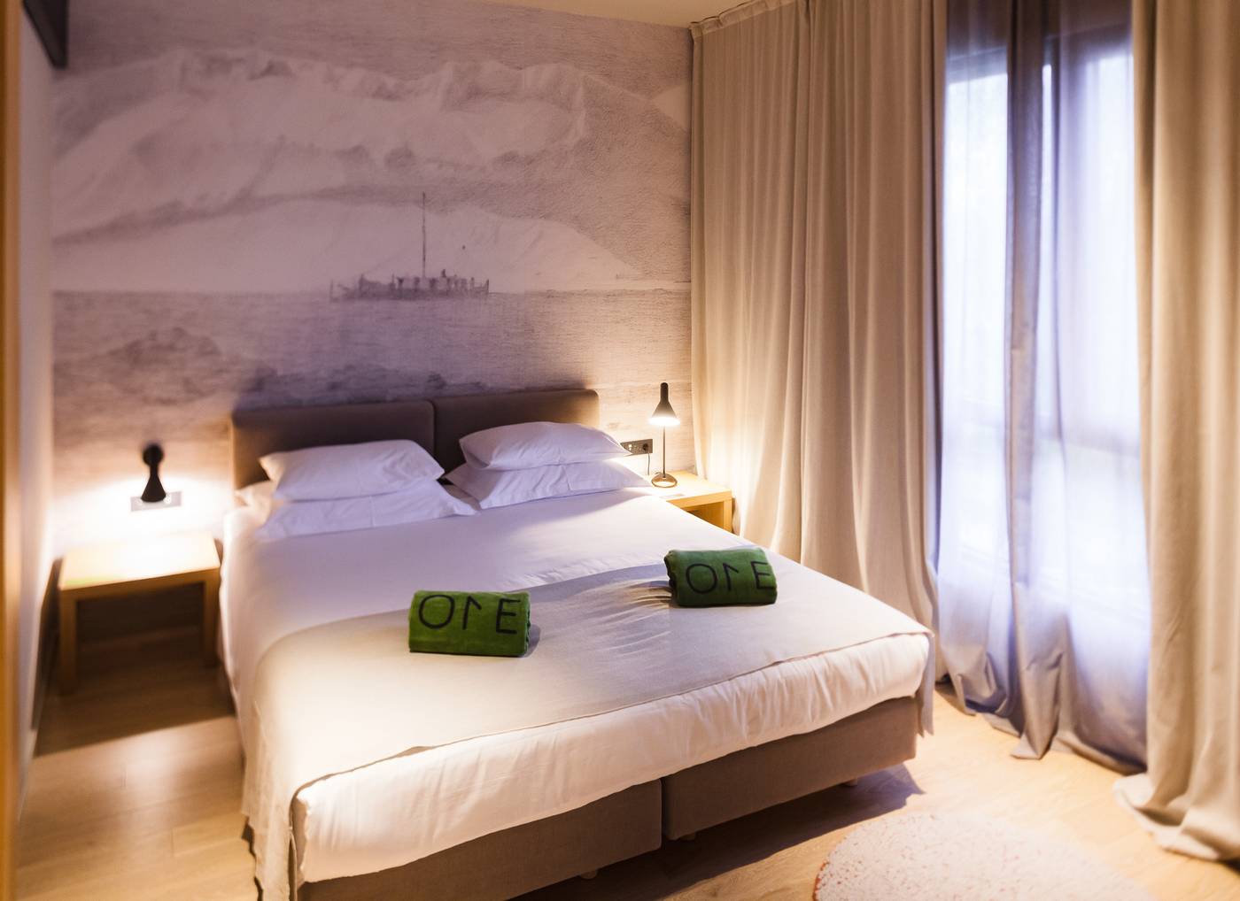 One-Suite-Hotel-Room-25