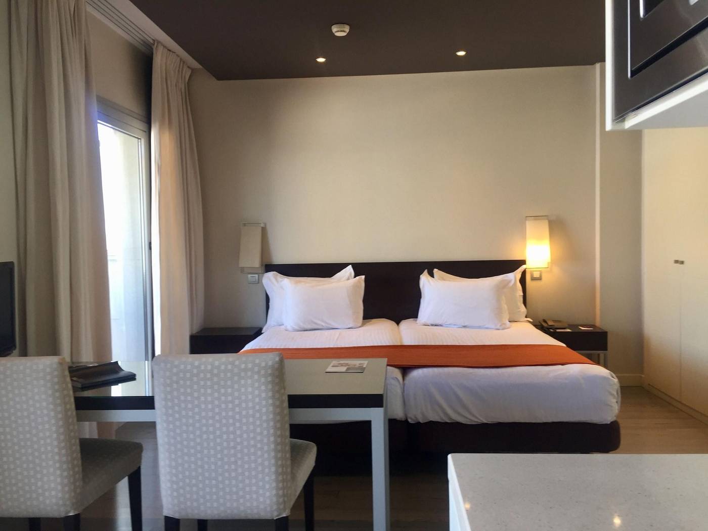 Suites-Viena-Plaza-de-Espa----a-Room-14