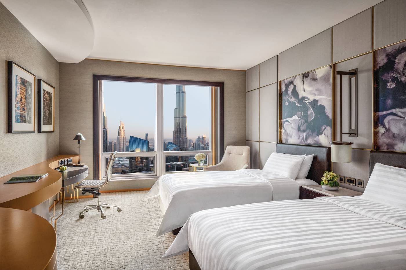 Shangri-la-Hotel-Dubai-Room-21