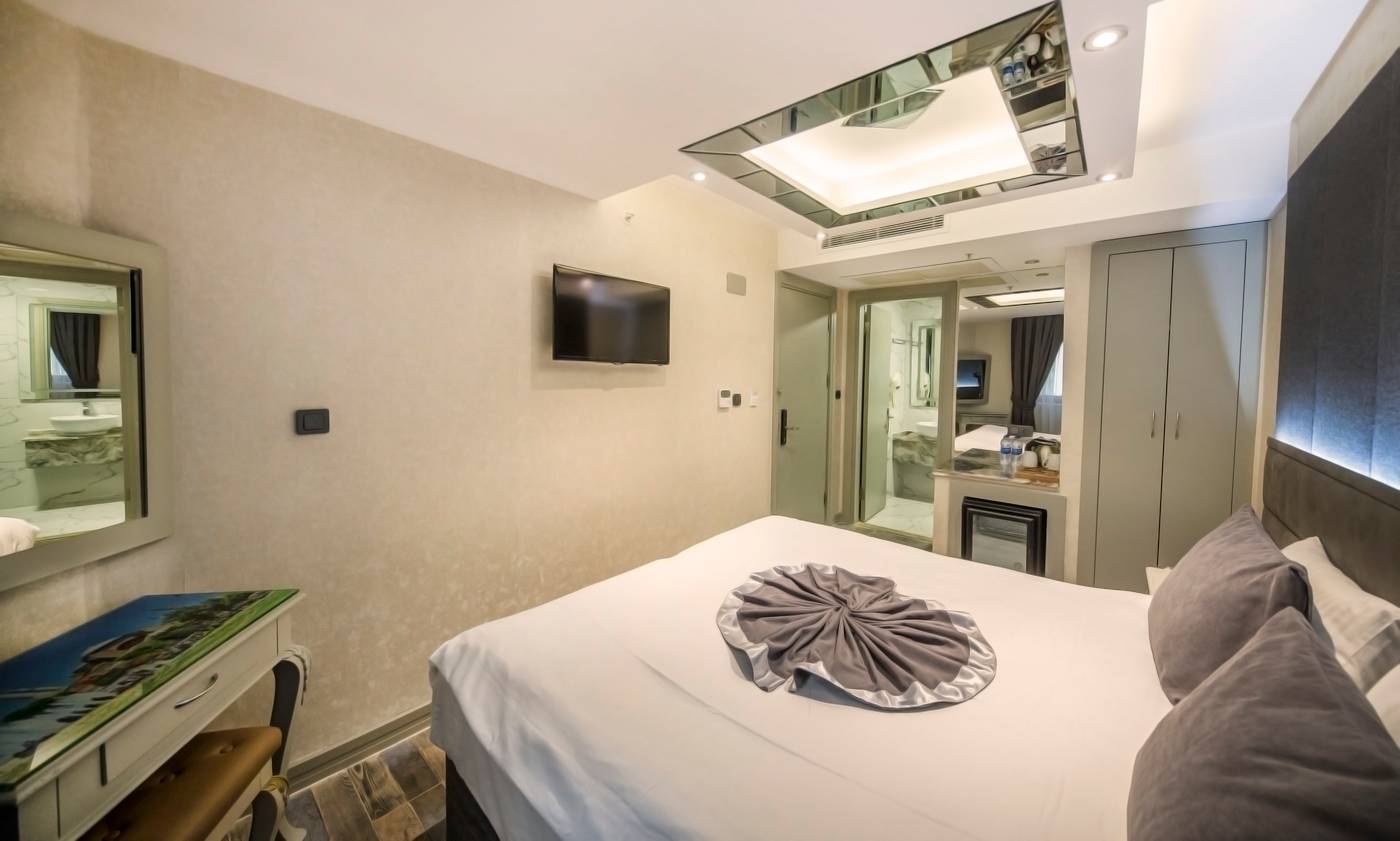 Parmada-Hotel-Old-City-Room-24