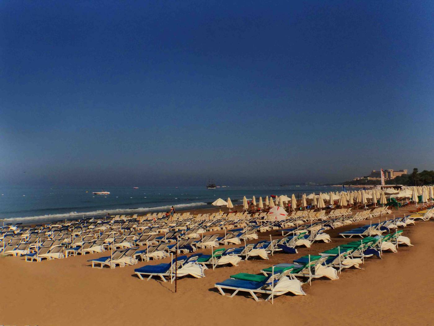 Sunlight-Garden-Beach-28