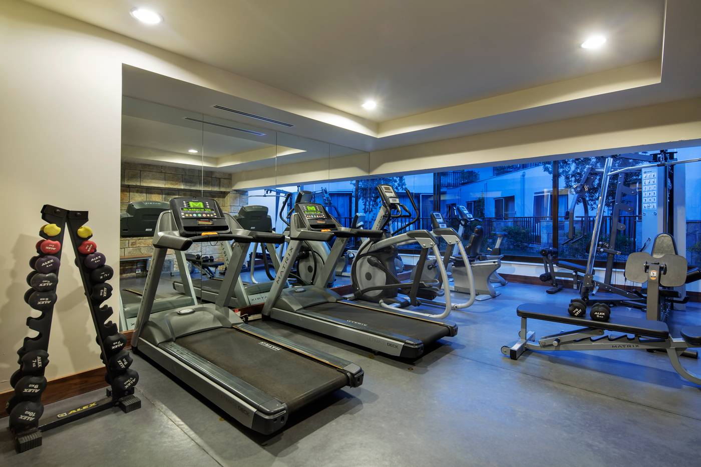 Crystal Green Bay Resort & Spa