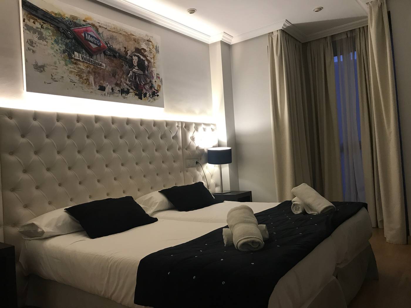 Hotel-Suites-Feria-de-Madrid-Room-18