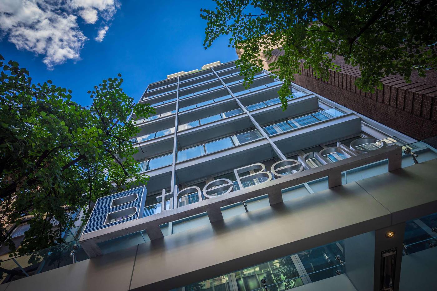 The-Bernic-New-York-City-Tapestry-Col-by-Hilton-General-view-6