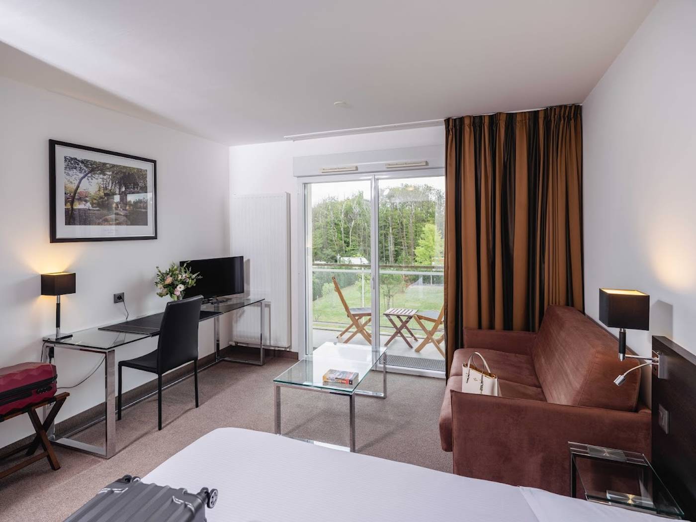 Westotel Life Nantes Carquefou-France-CARQUEFOU-Room-8