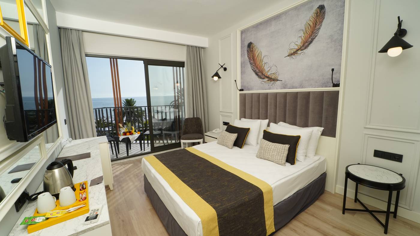 Raga Side Hotel - Adults Only