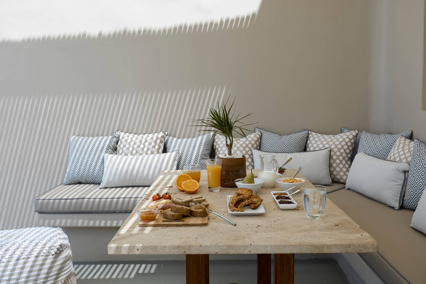 North-Santorini-A-Luxury-Spa-Hotel-Room-28