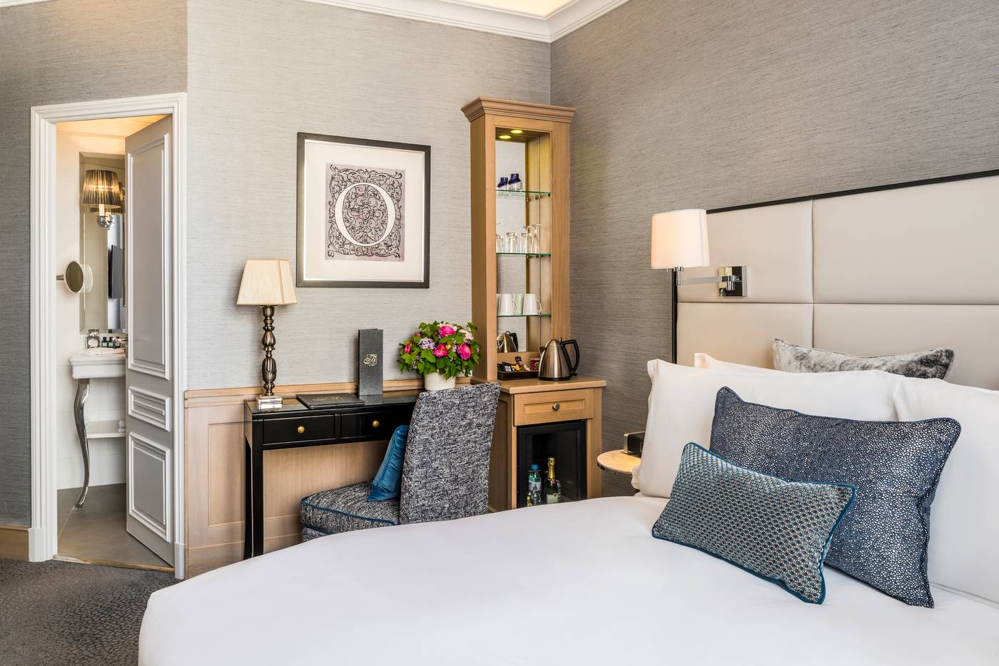 Baltimore-Paris-Room-29